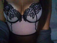 Hey you! Want a horny cam session? Come experience a delicious relaxing session, with the view of a nice wet squirting pussy.