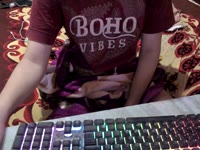 Gabriely 23 years old from Recife watching content and calls too