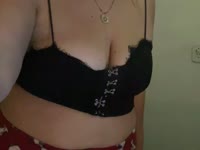 Hi babes, I’m Makeylla, 27, Latina, and effortlessly warm. I have many ambitions, but I