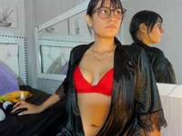 I love having fun and making every moment an unforgettable story! I like music, singing and dancing. And I always try to feel and look good to be happy.

Plus, I can show you how hot I can become and how wet I can be...