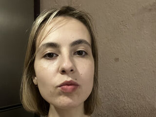 hot camslut AdalineShay