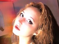erotic webcam AlyonaMew