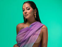 hot girl AnoukChopra