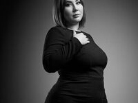 closeup web cam IngaAche