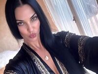 live chat room MiaMontal