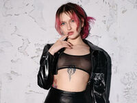 sex web cam chat room MilaDelays