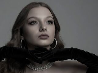 free webcam chatroom YuriHuprich