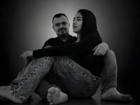 naked camcouple masturbating with dildo HarryAndHanna