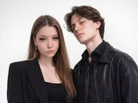 campic LeoAndMira
