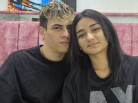 adult live cam MadindonAndRobin