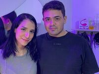 couple bedroom webcam NicoleAndCamilo