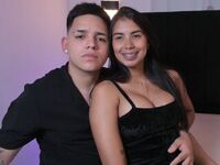 couple bedroom sex webcam PaulaAndJosue