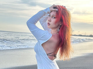 cam girl playing with vibrator AdaLune