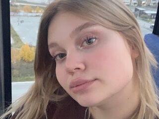 free webcam chatroom AdeleBaile