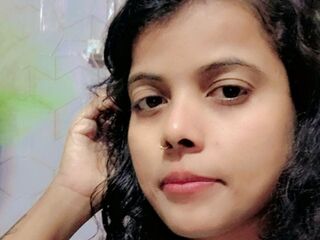 naked cam girl masturbating with vibrator AishwariaRaie