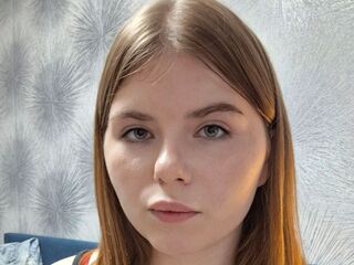 hot webcam slut AliaFerrarini