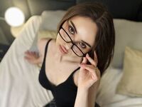 camslut fingering wet pussy AlineFisher