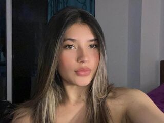 cam strip tease AmberEsparza