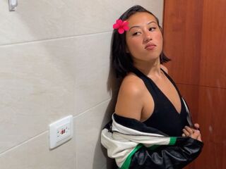 naked girl with cam fingering AndreaTapiero