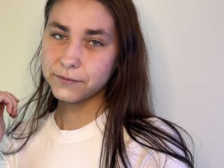 naked camgirl picture AngelaDefelice