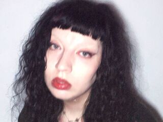 closeup web cam AnnaDark