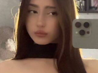 shower sex webcam BellaJersiquins