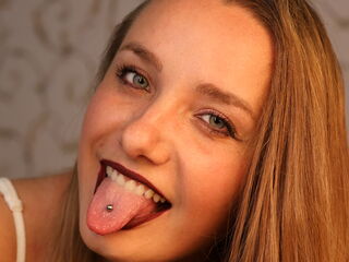 adult live cam BelleCox