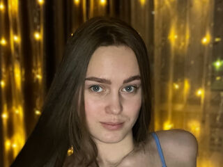 teaser cam BernardineCaiafa