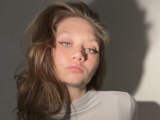 nude webcamgirl BrandiLiedberg