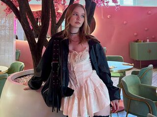 free adult cam picture CandiFerretti