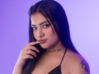 cam whore CarlaMilano