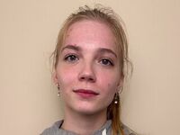 camslut fingering wet pussy CarmanChapmon