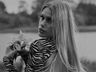 jasmin sexchat CharisseBuonomo