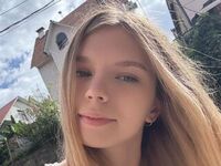 closeup web cam ChloeFruye