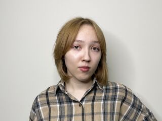 camgirl masturbating with dildo ChristinAguliar