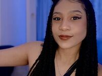 camwhore fingering pussy Dairith