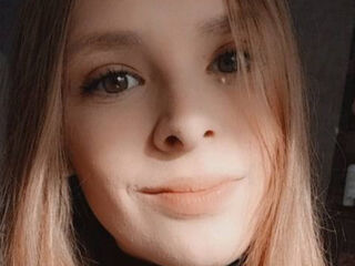 voyeur cam DoreneSiminski