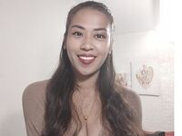 cam girl playing with sextoy EllenViky