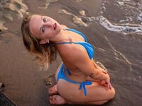 fingering webcam girl EllisSpark