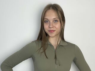 naked camgirl picture ElviaSix