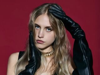 chat room cam EveTottingham