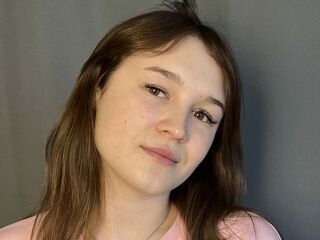 cam girl masturbating FlossieStudwell