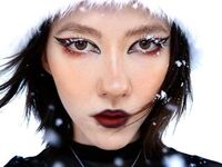 topless webcam girl JessieLee