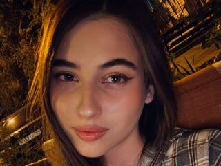 hot cam girl spreading pussy LeiaFrost