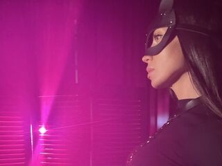 chat room live show LeilaNyman