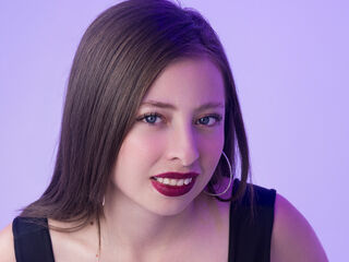 bedroom live cam LennaPhillips