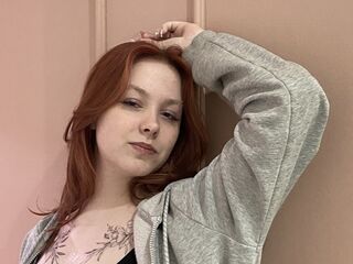 girl webcam LindaBenne