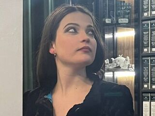 cam girl masturbating with vibrator LinnetDavis