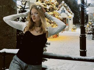 camgirl chat room LizabethGrounds