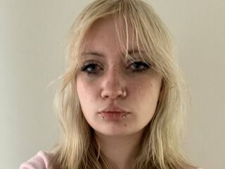 hot webcam slut LoisBrindamour